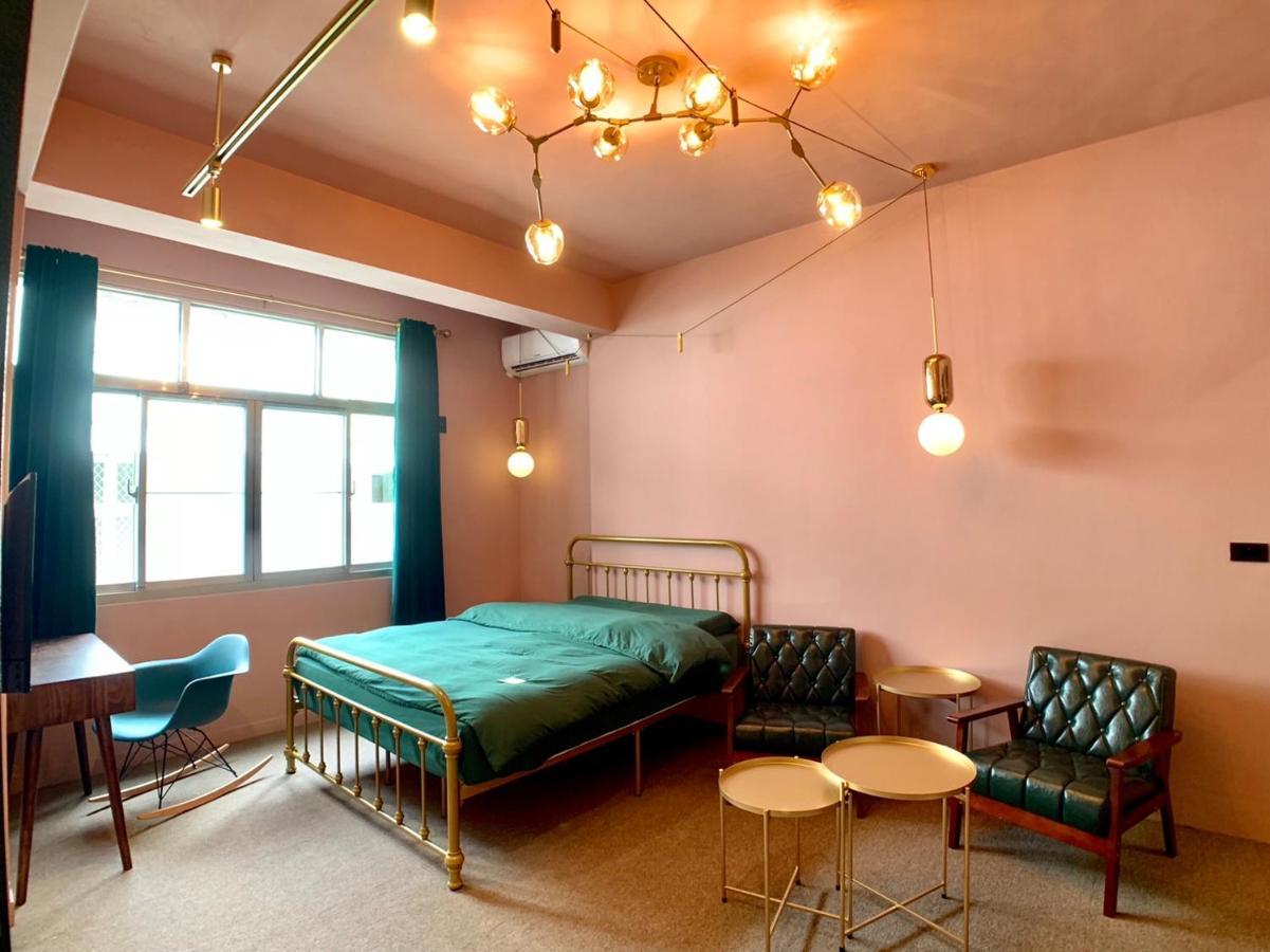 Hinoki Mansion Hostel Тайнан Екстериор снимка