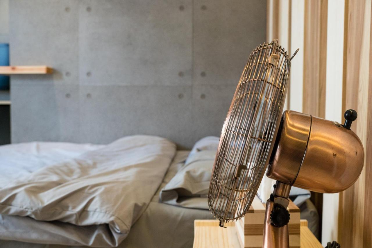 Hinoki Mansion Hostel Тайнан Екстериор снимка