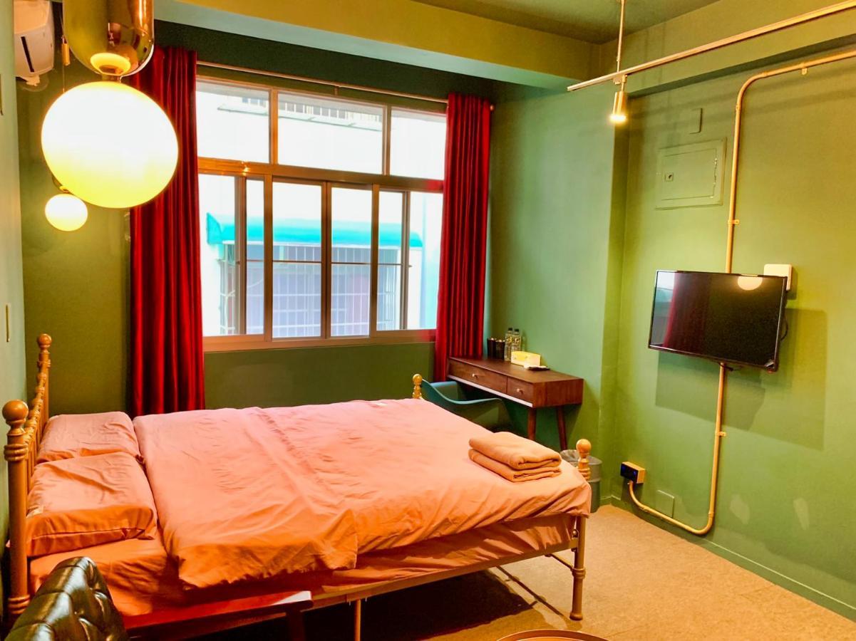 Hinoki Mansion Hostel Тайнан Екстериор снимка