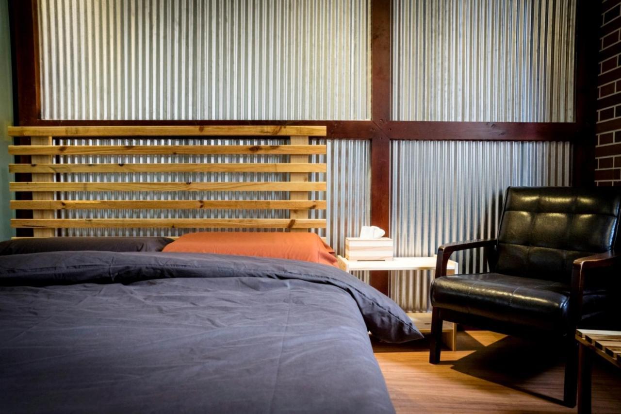 Hinoki Mansion Hostel Тайнан Екстериор снимка