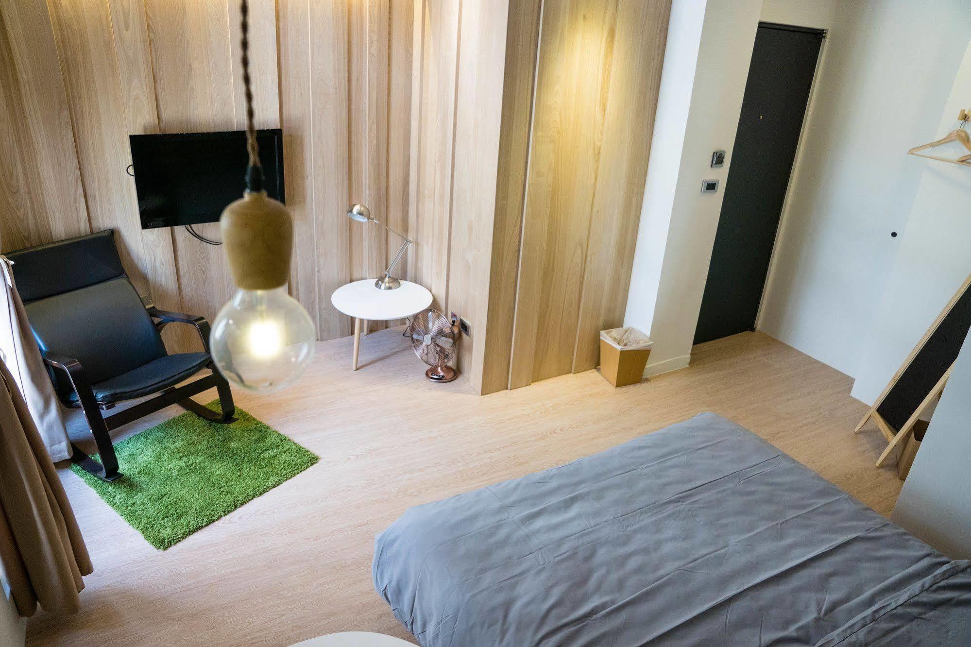 Hinoki Mansion Hostel Тайнан Екстериор снимка