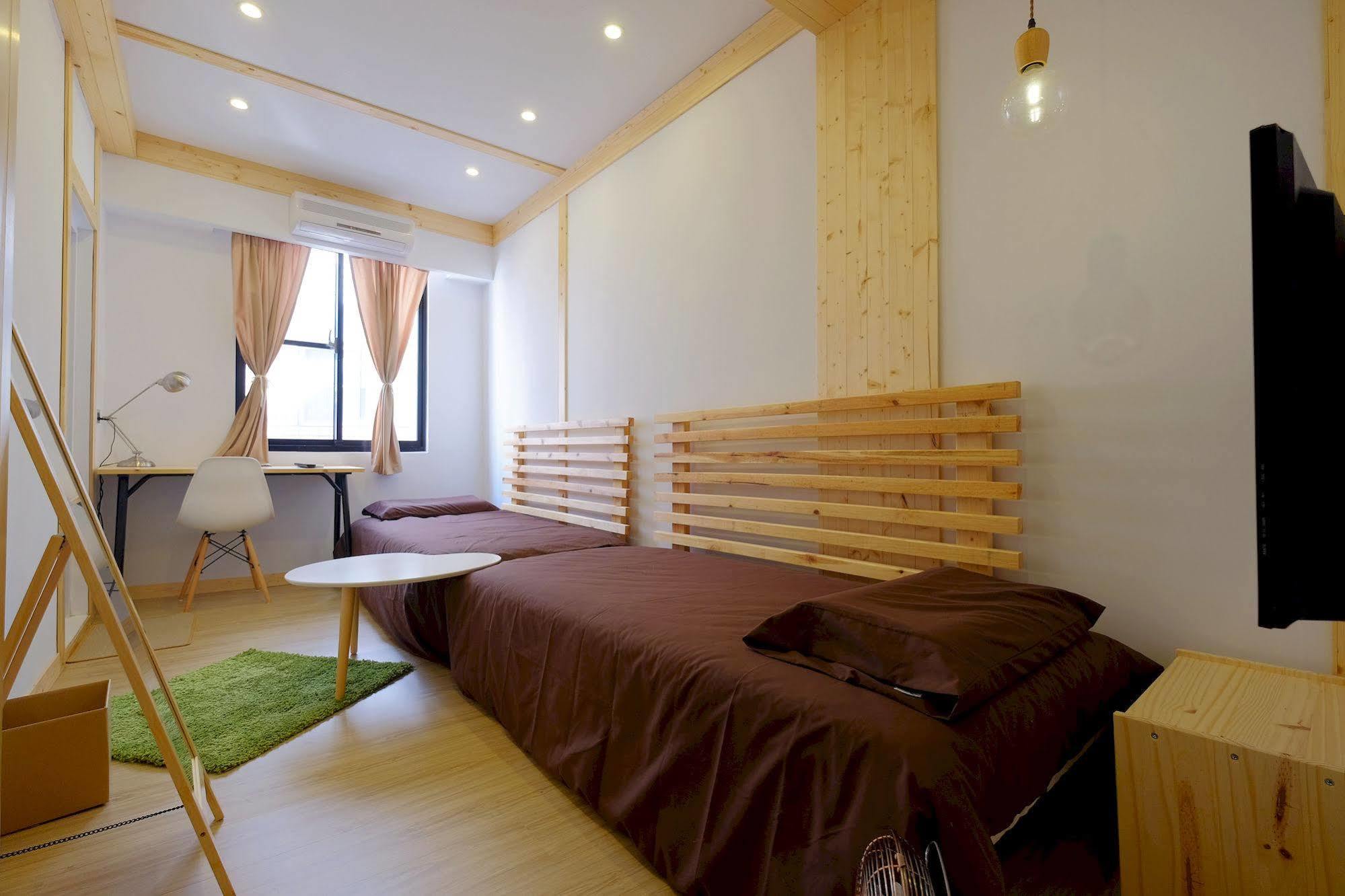Hinoki Mansion Hostel Тайнан Екстериор снимка