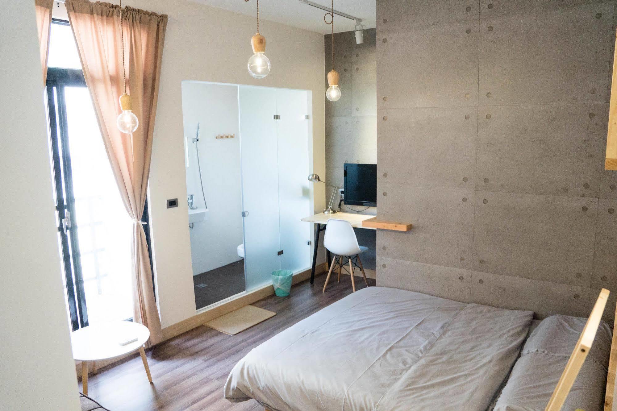 Hinoki Mansion Hostel Тайнан Екстериор снимка