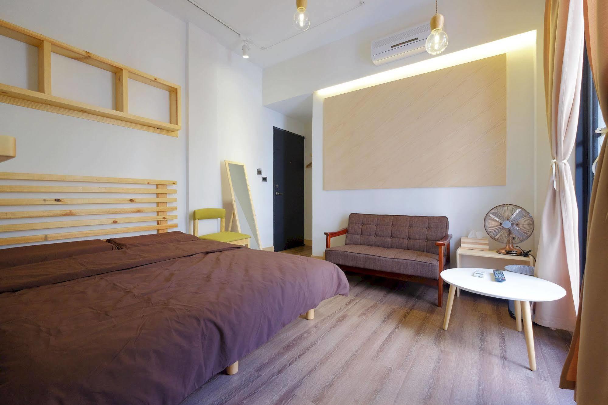 Hinoki Mansion Hostel Тайнан Екстериор снимка